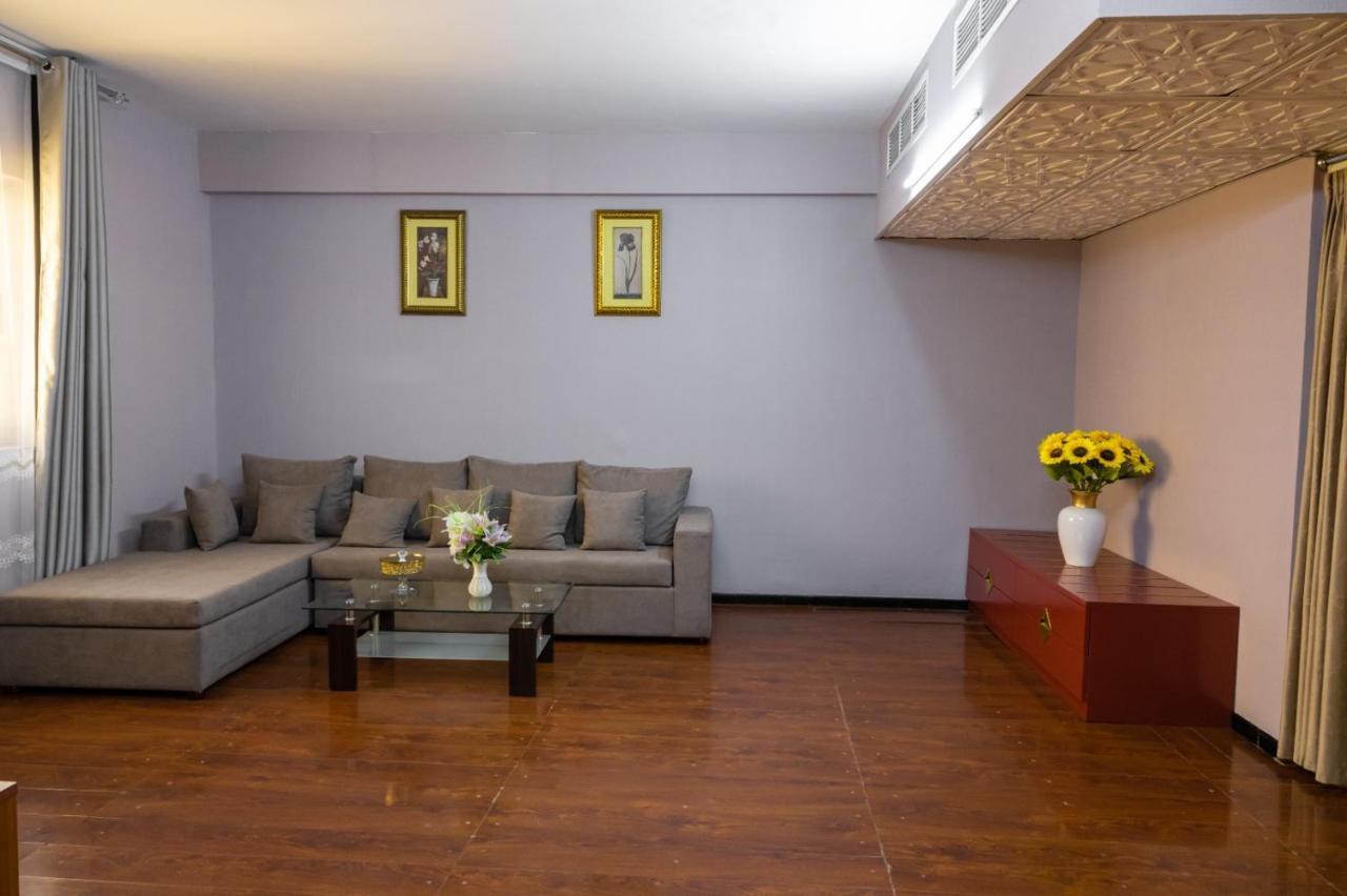 Three 888 Hotel Dubai Ngoại thất bức ảnh