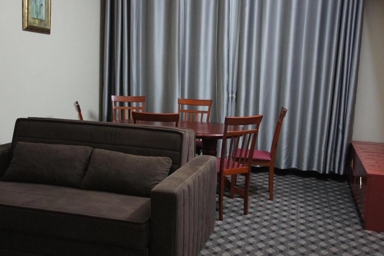 Three 888 Hotel Dubai Ngoại thất bức ảnh